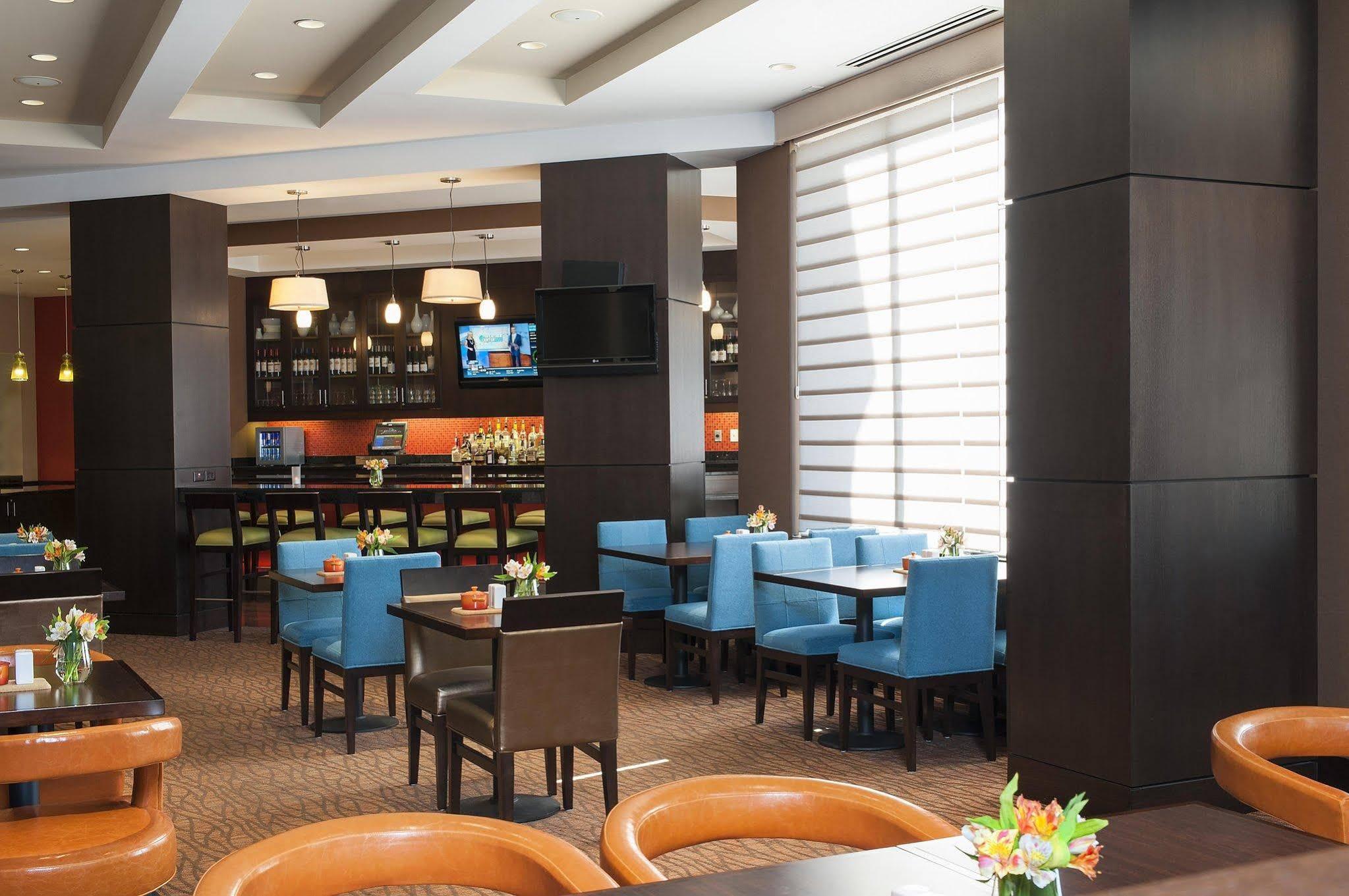 Hilton Garden Inn Minneapolis Downtown Екстер'єр фото