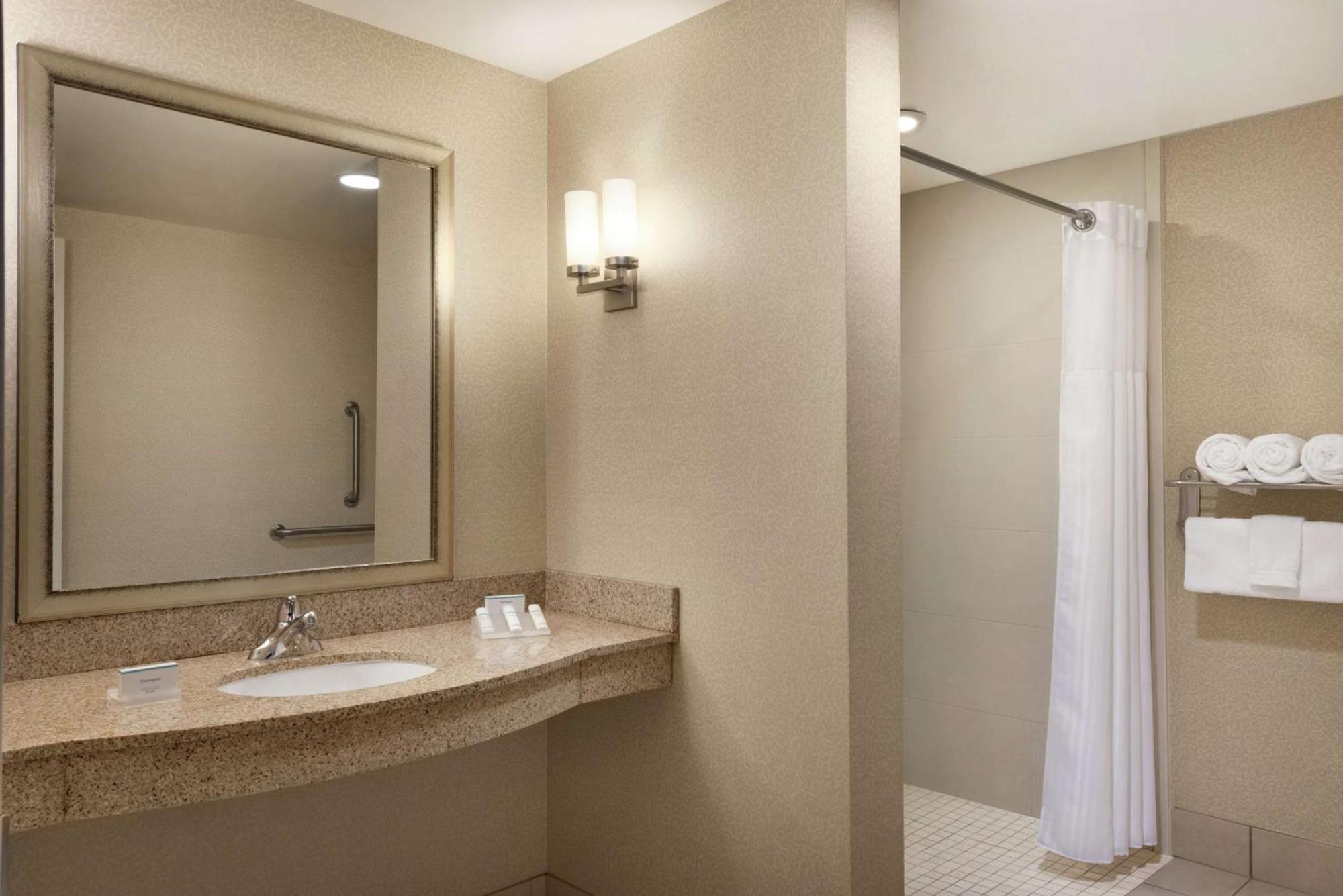 Hilton Garden Inn Minneapolis Downtown Екстер'єр фото