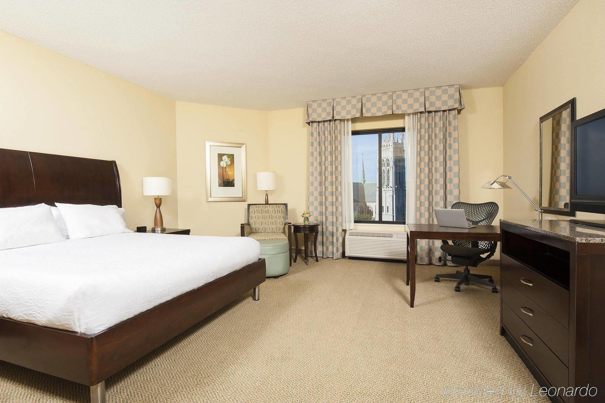 Hilton Garden Inn Minneapolis Downtown Екстер'єр фото